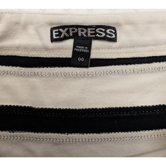 Express Bandage Mini Skirt - Sz 00 - Work to Happy Hour Black/Ivory/Grey Striped - Picture 3 of 6
